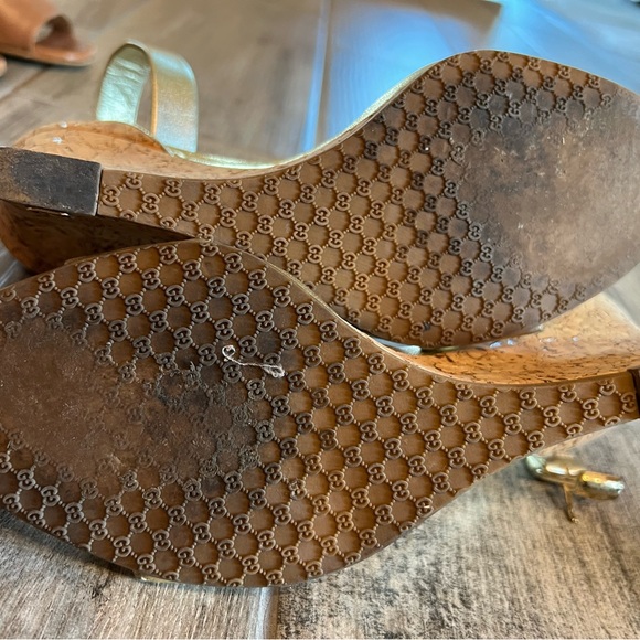 Authentic Gucci wedges size 6B - Picture 6 of 8